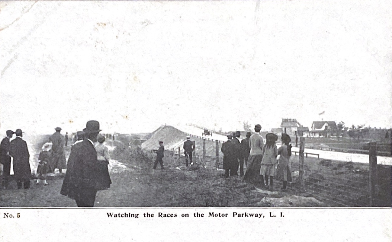 Watching the race on the Long Island Motor Parkway